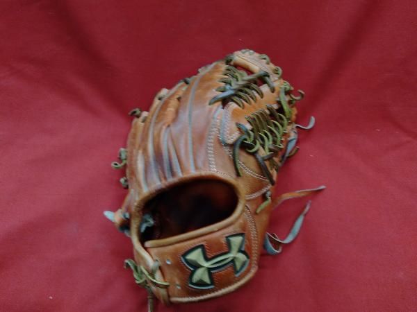 アンダーアーマー 硬式グラブ アンダーアーマー 硬式 投手 左投げ タン