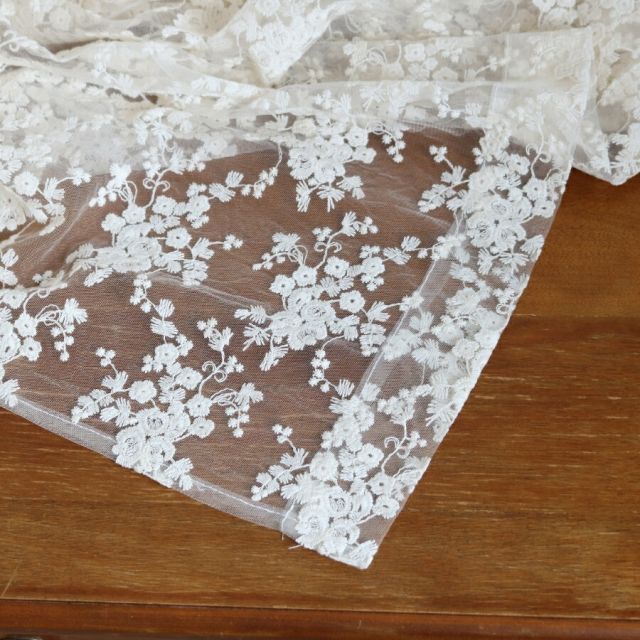 【正規品販売】 のれん おしゃれ カフェカーテン ロング丈 レース ロング チュールレース 刺繍 花 フラワー 白 目隠し 玄関 マリアヴェール 突っ張り棒