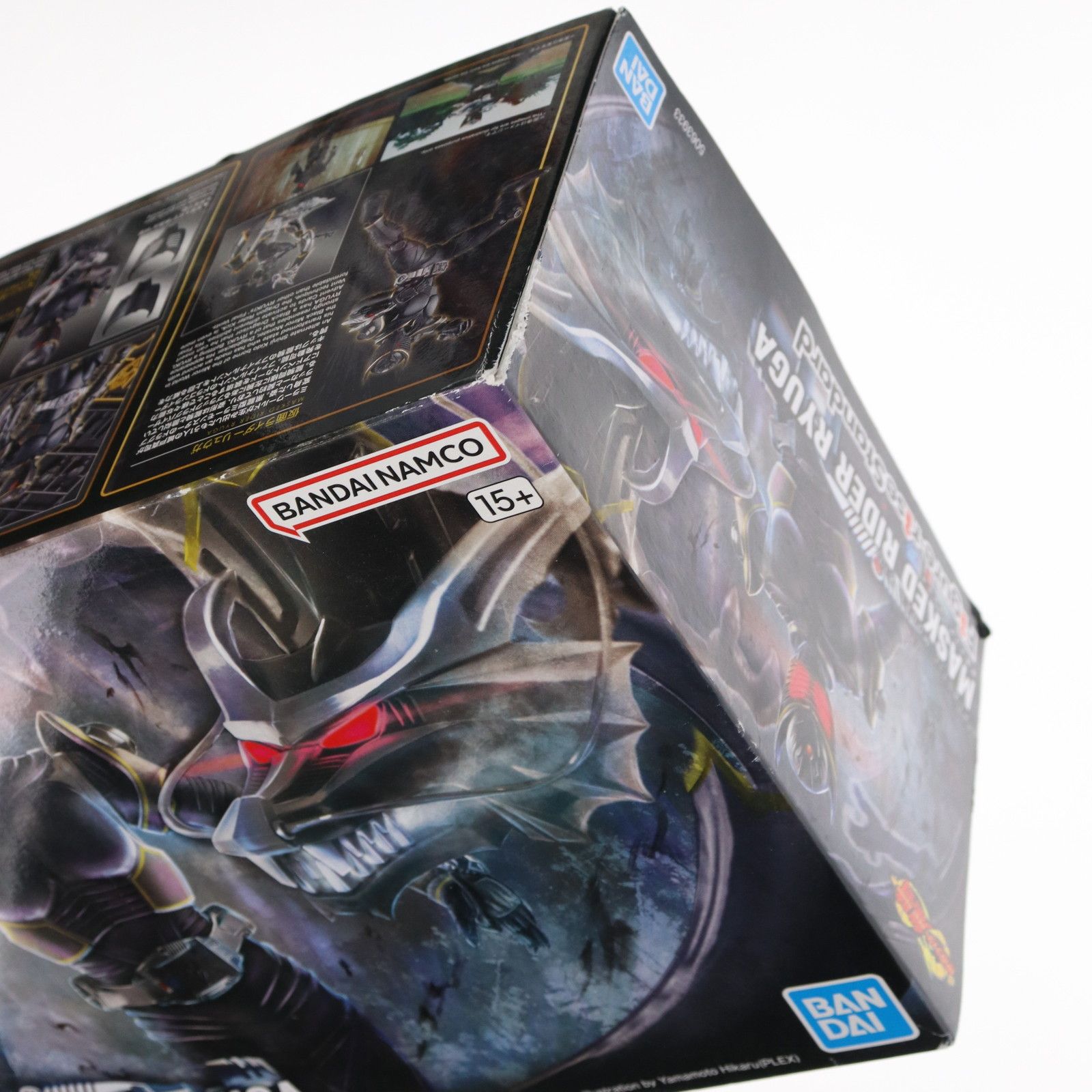 仮面ライダーリュウガ フィギュアライズスタンダード プラモデル バンダイ Figure-rise Standard 仮面ライダーリュウガ│株式会社BANDAI