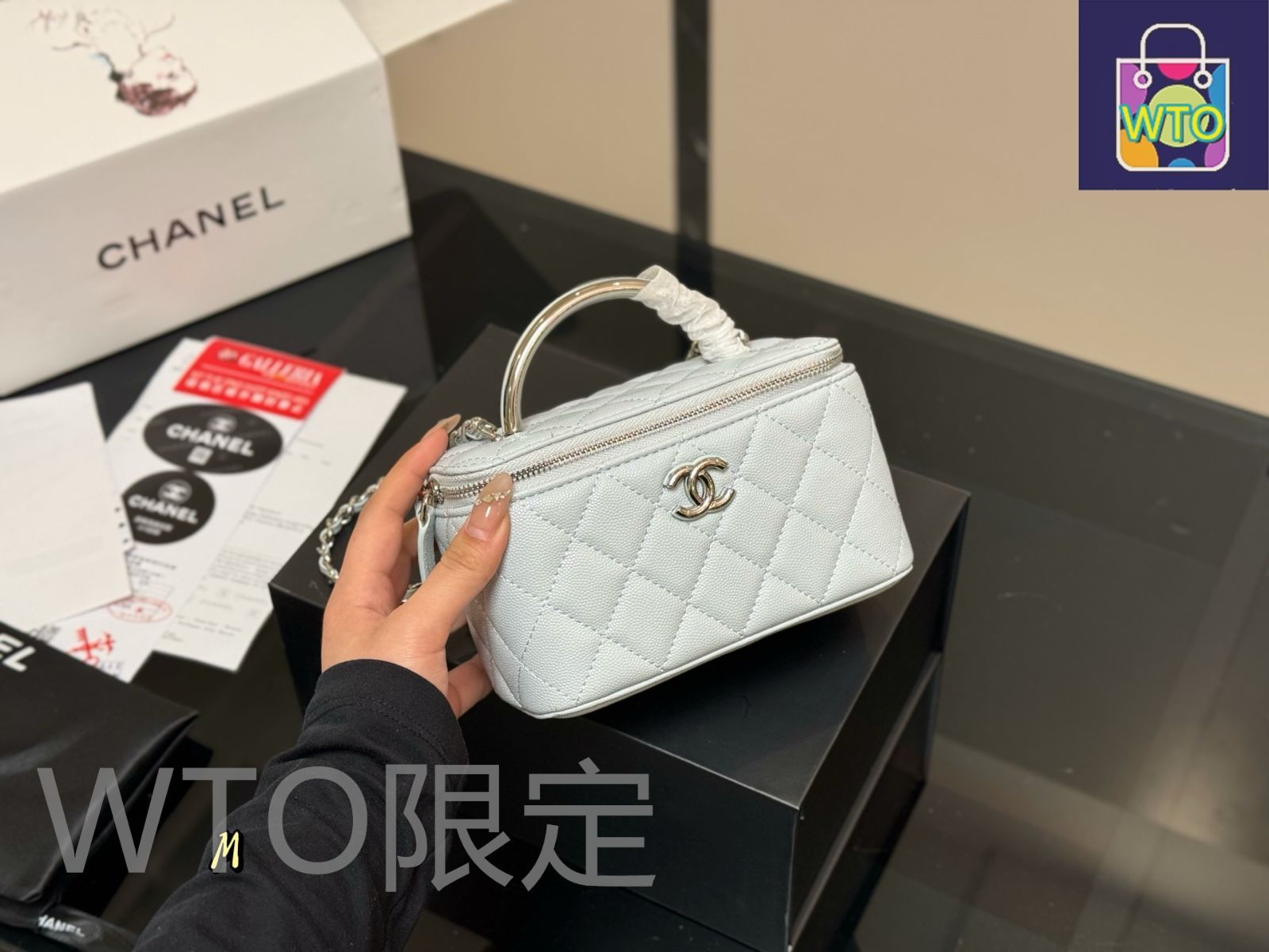 今日特価】Chanel Long Vanity Case シャネル ロング ヴァニティ