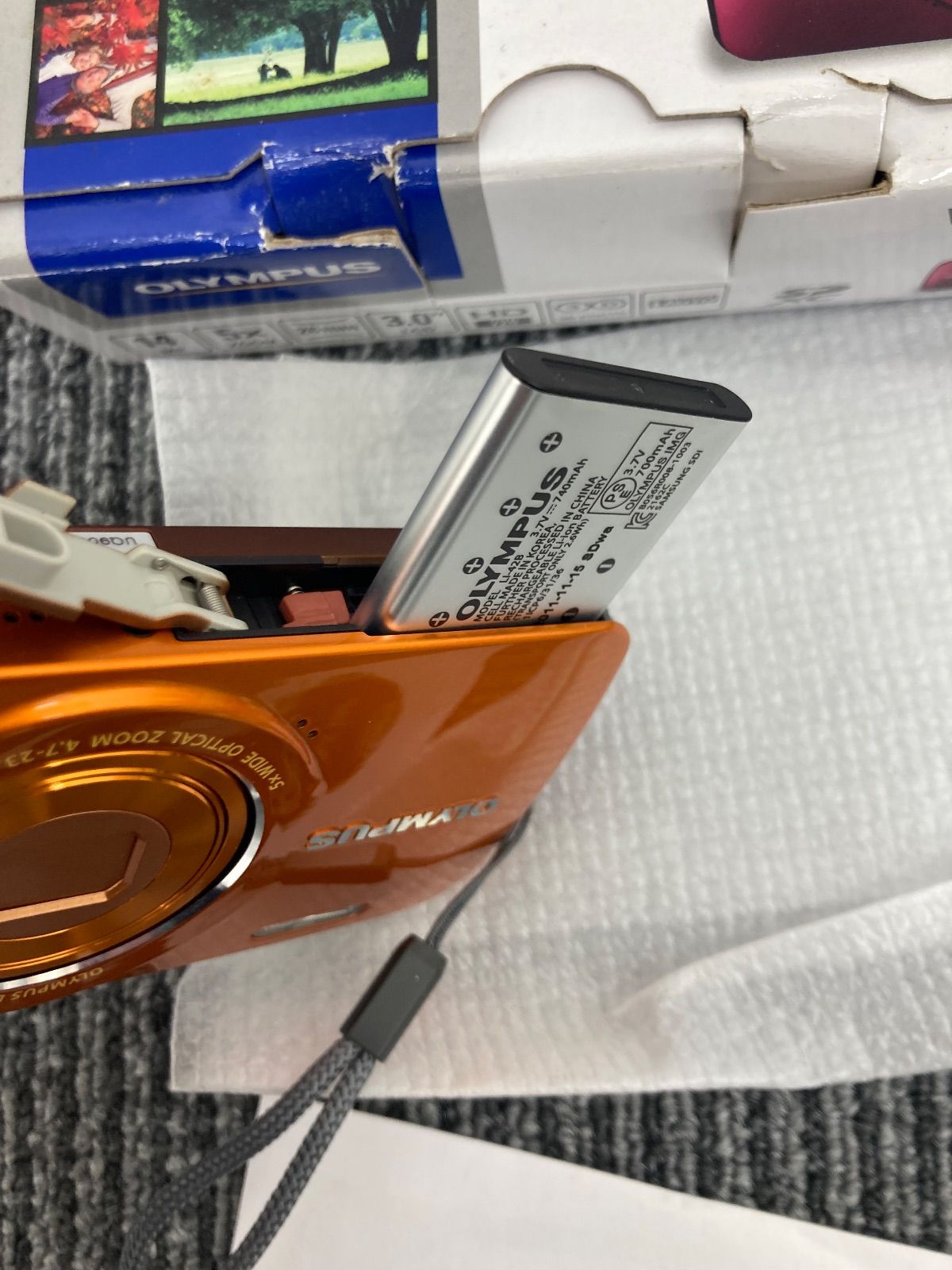 210 デジタルカメラ