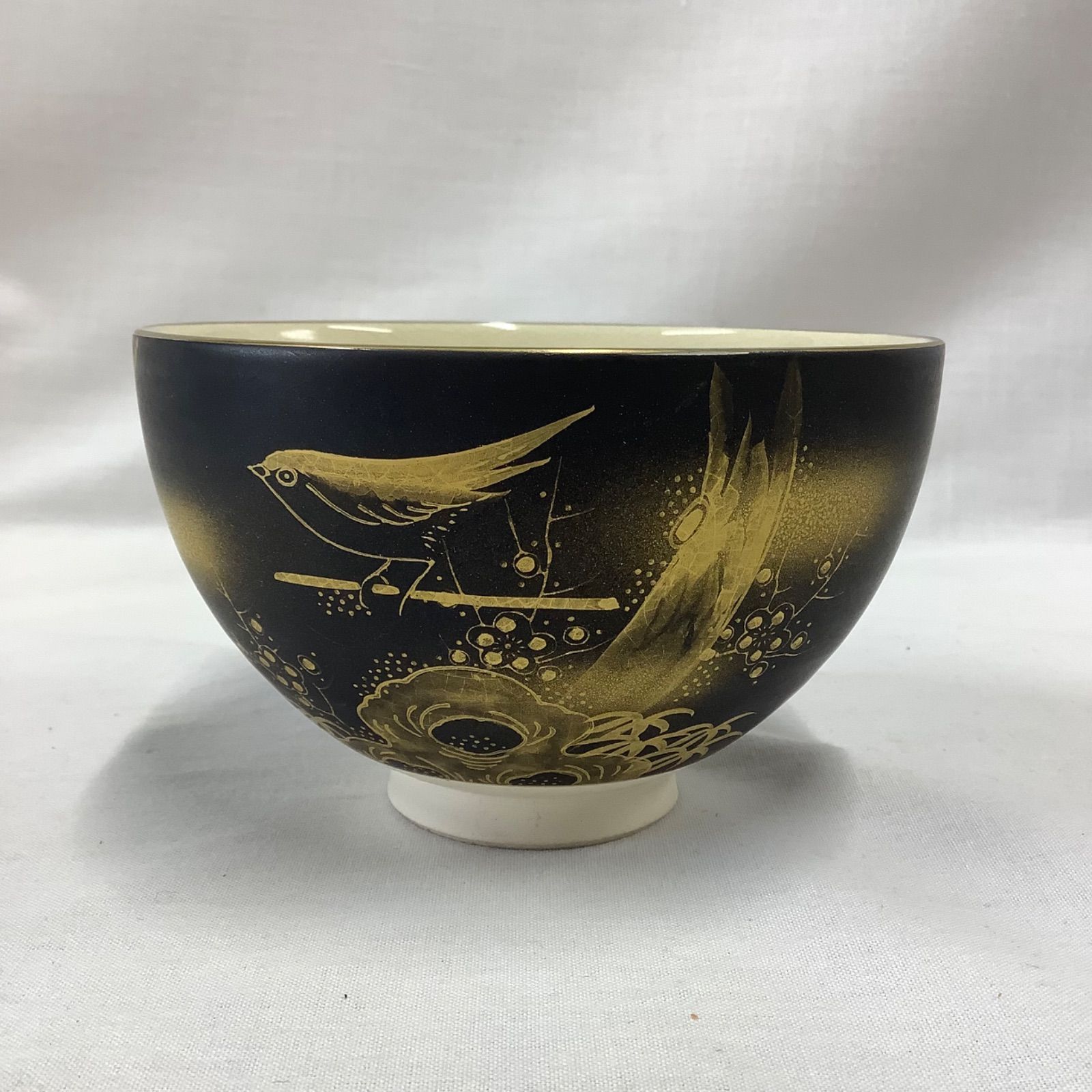 九谷焼 雪山造 茶盌 ダマシン 金彩花鳥絵 黒×金 共箱あり C383 - メルカリ