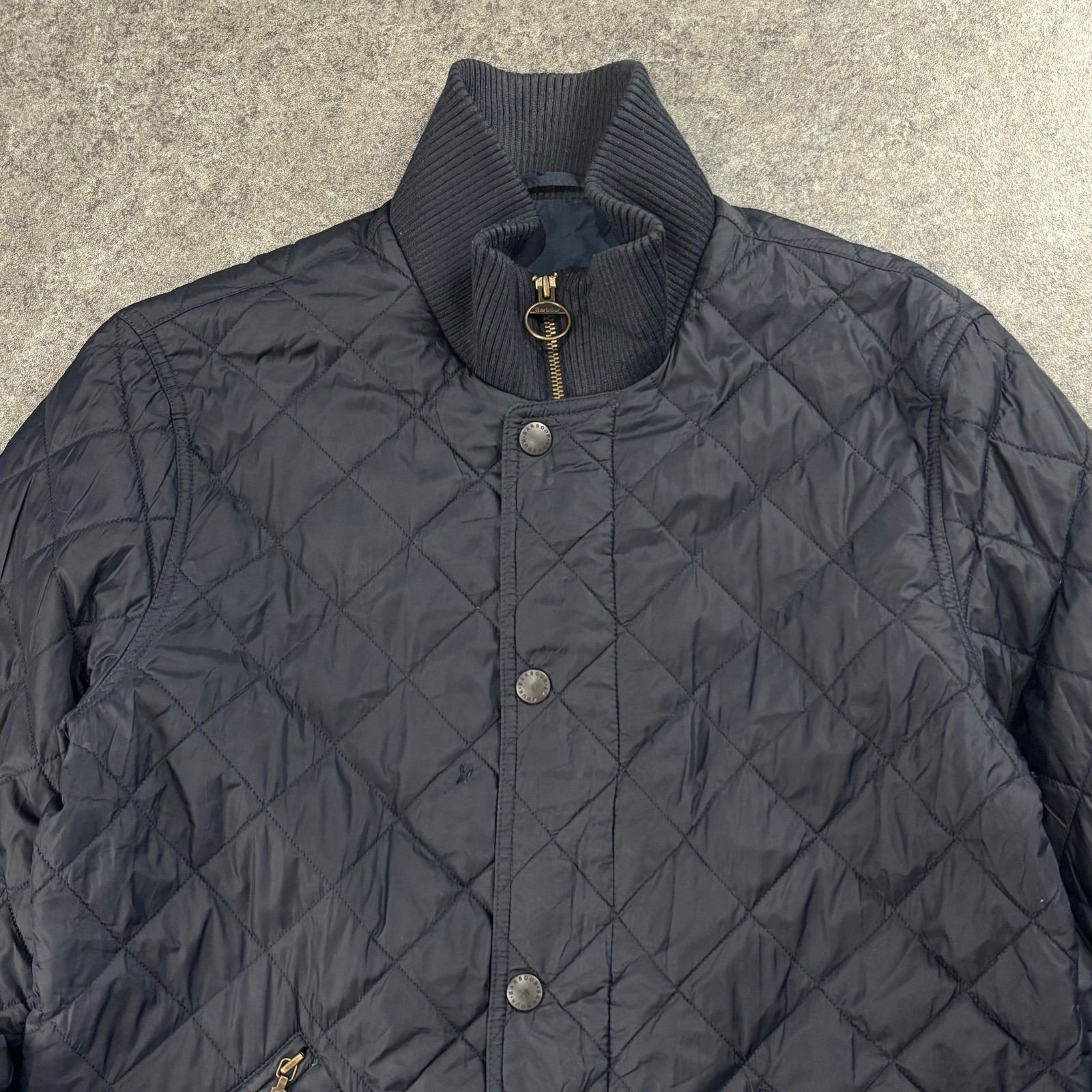 Barbour Quilting CHELSEA RIB NECK Jacket Blouson バブアー キルティングジャケット ハイネック リブネック 比翼ジップ ロゴ刺繍 ネイビー メンズ M MQU0364NY91