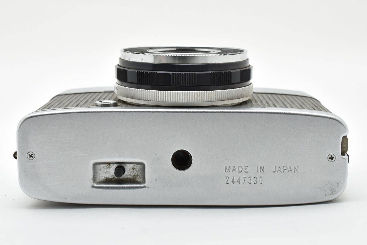 EES-2 ハーフカメラ