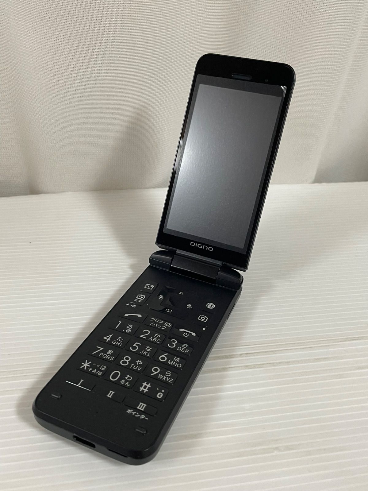 DIGNO ケータイ3 ブラック ガラケー 型番（モデル番号