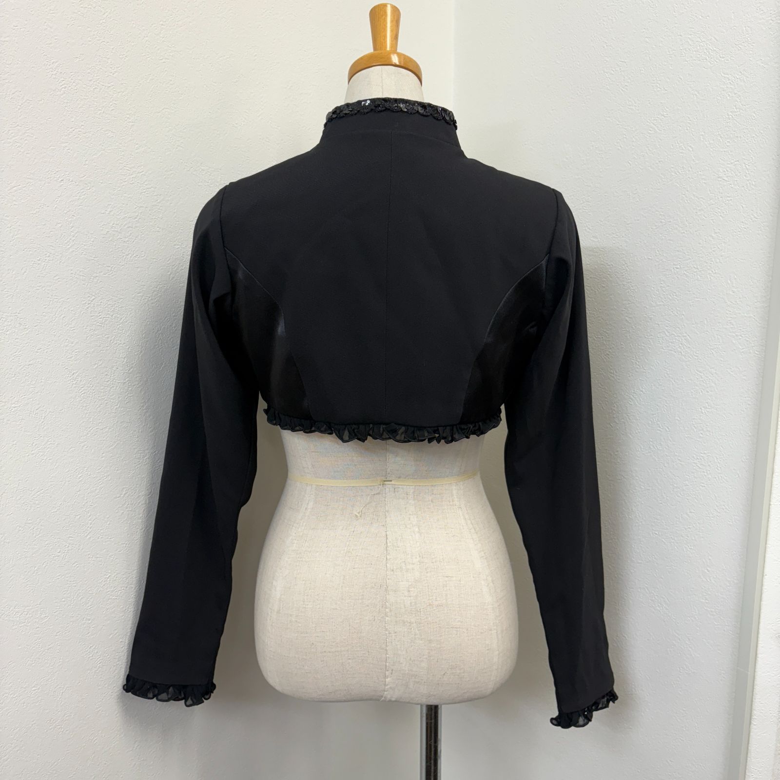 フラメンコブラウス ソニアジョーンズ クリーム色 4サイズ レース