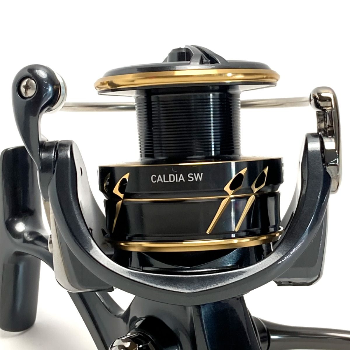 ☆☆DAIWA ダイワ 22 カルディア SW 4000D-CXH 607221 スピニングリール 箱付き