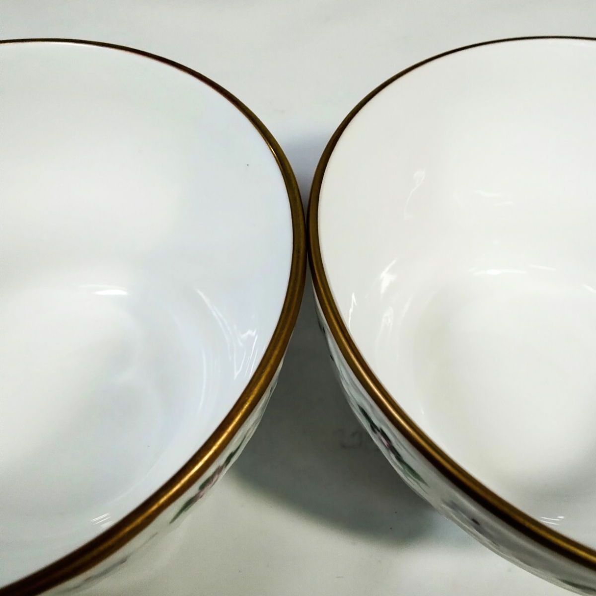 未使用美品　Richard Ginori　リチャード・ジノリ　ピッコロプ　ルーン　ペアデザートプレート 未使用&frasl;美品 リチャードジノリ イタリアンフルーツ 大皿 26㎝ ジノリ