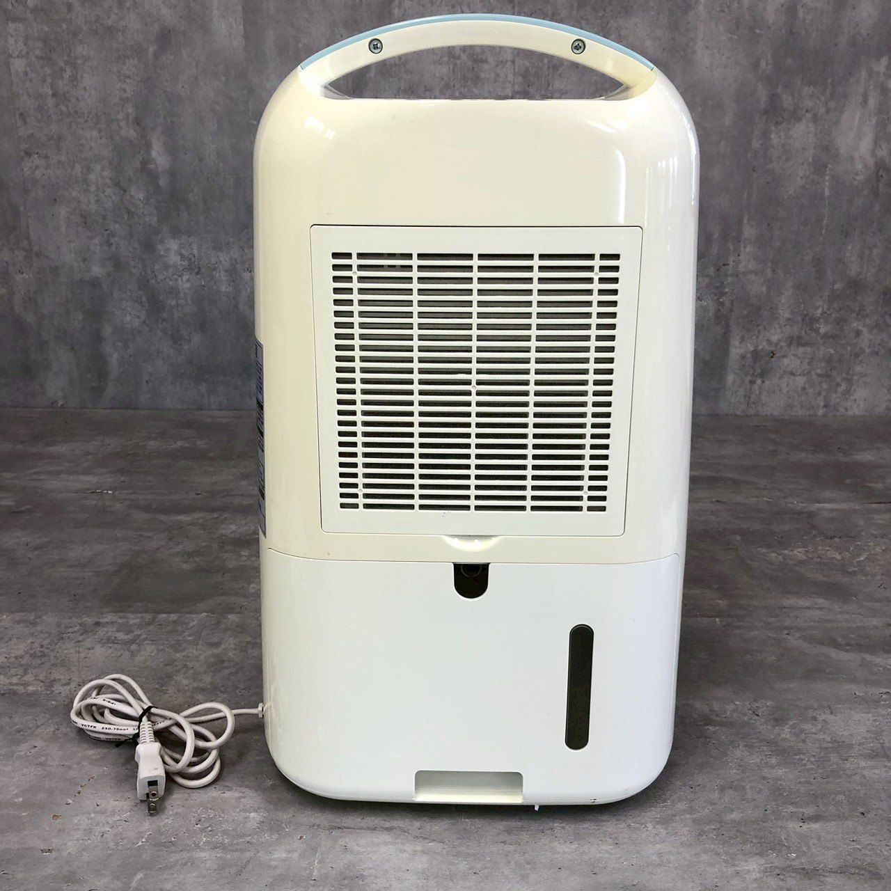 2020年製 アイリスオーヤマ 衣類乾燥除湿機 IJC-H65 - メルカリ