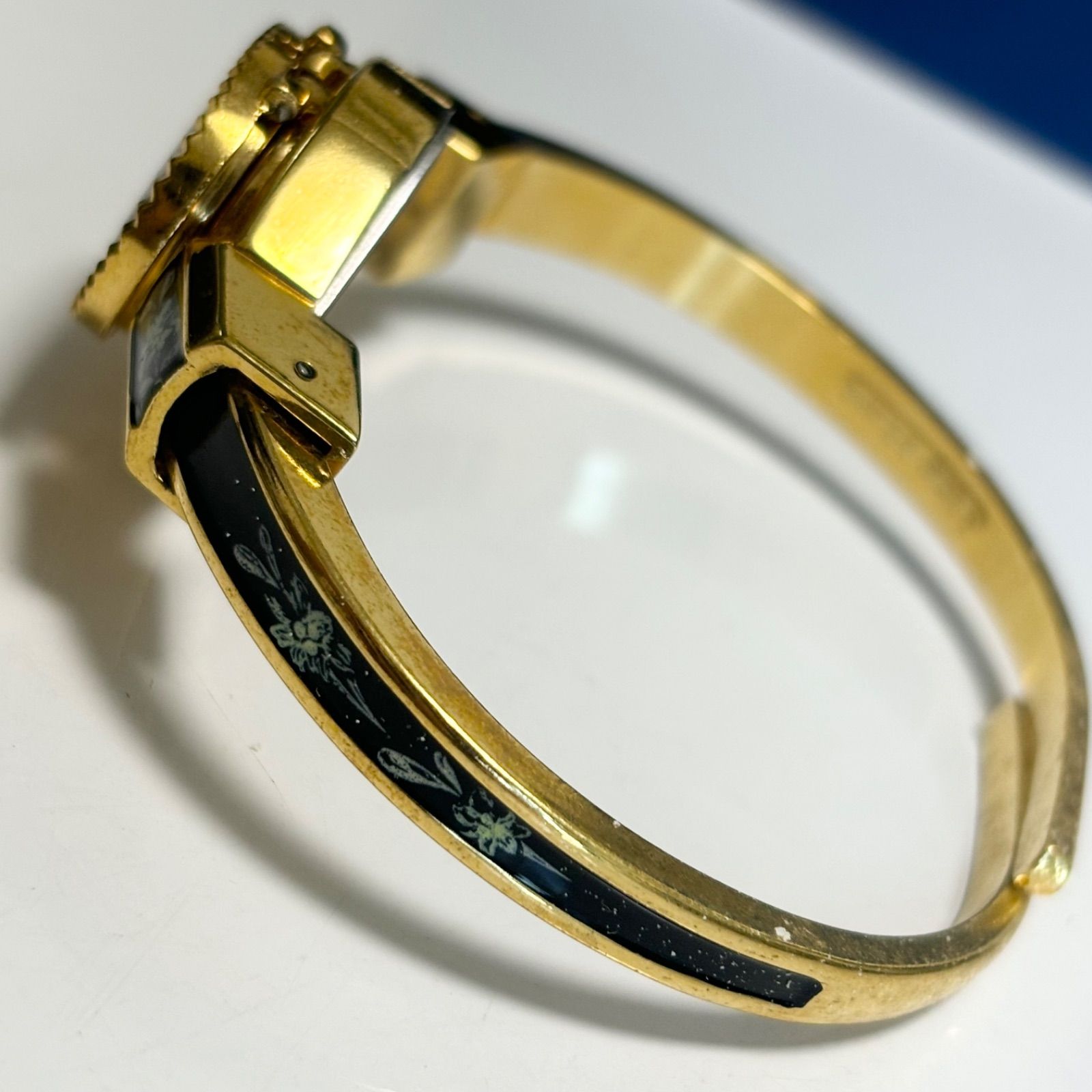○ANDRE MOUCHE アンドレムッシュ バングルウォッチ 【動作品