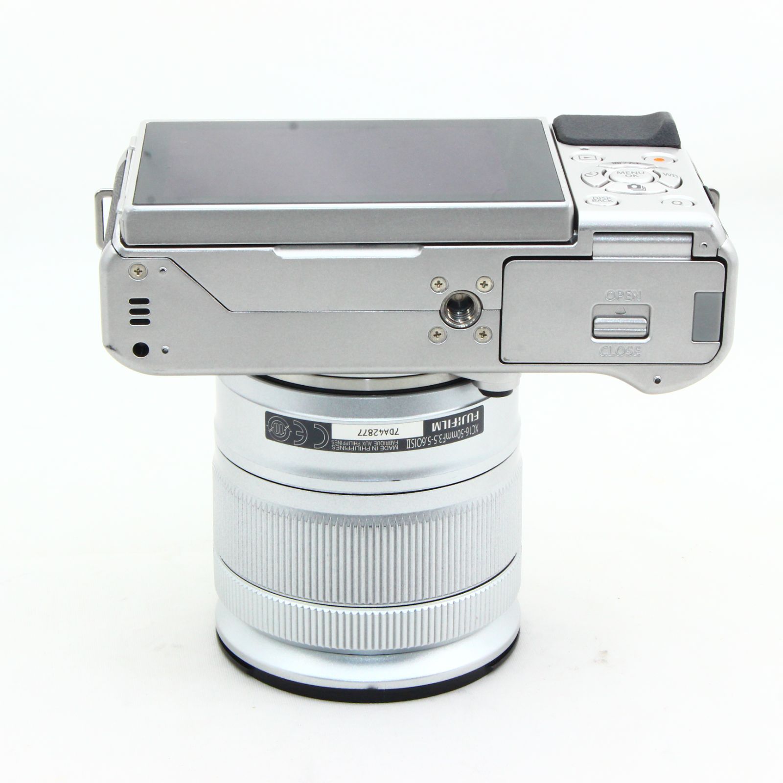 FUJIFILM ミラーレス一眼 X-A3 レンズキット シルバー X-A3LK-XC-S 