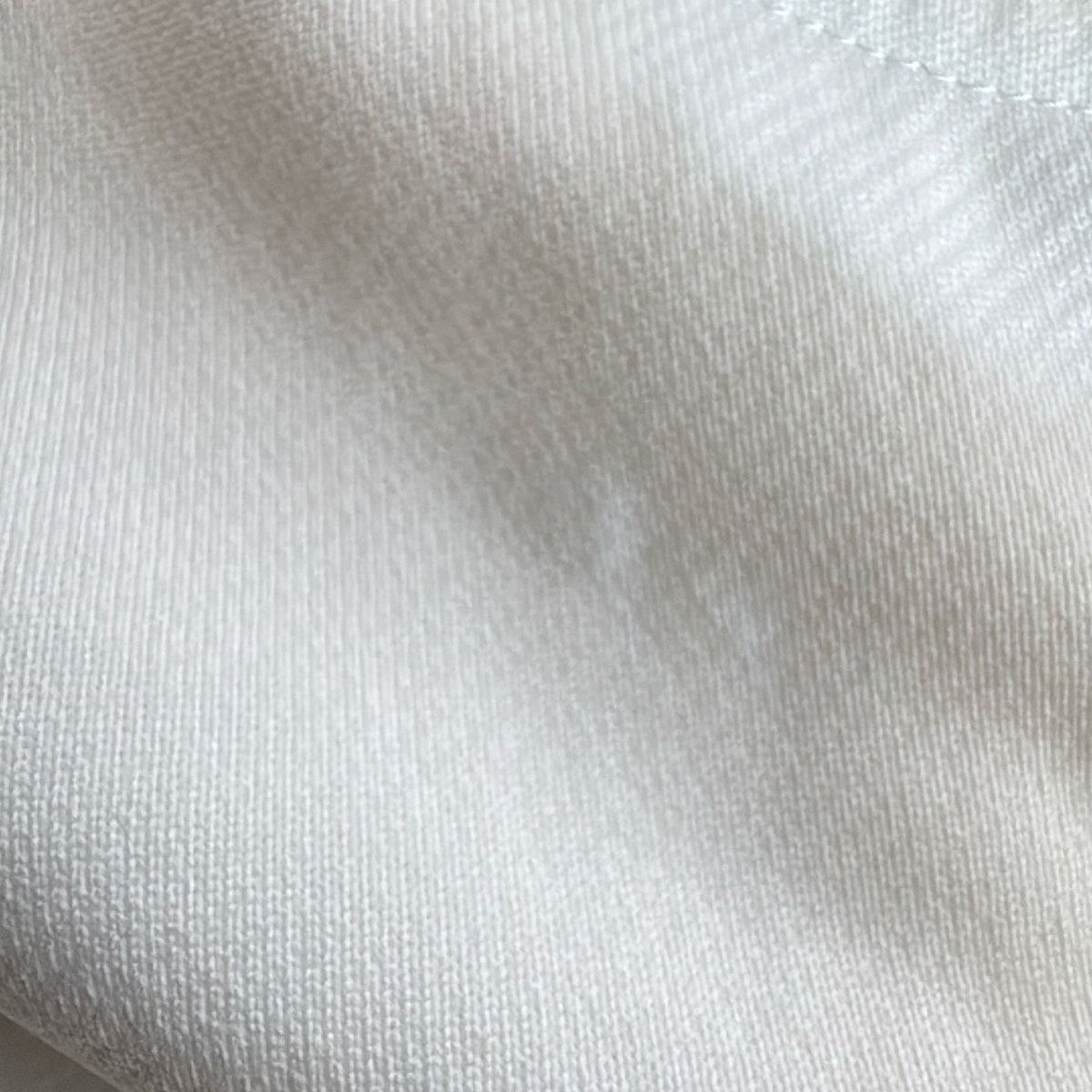 白