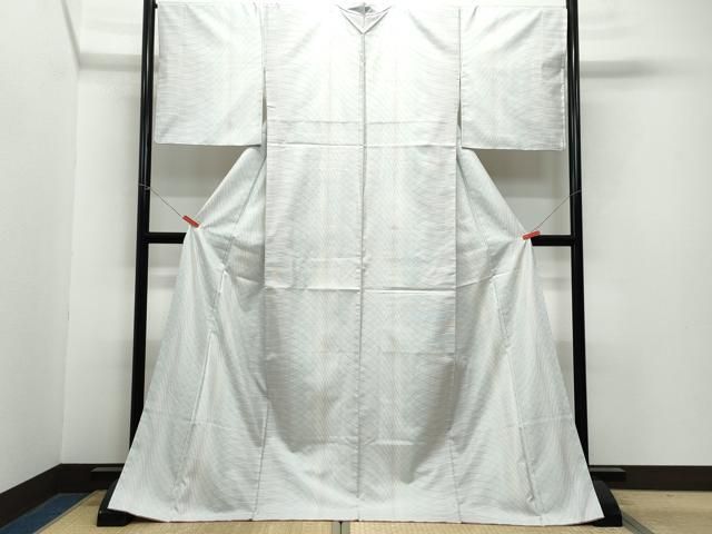 平和屋着物○本場大島紬 白大島 9マルキ 流線文 ロング丈 正絹 逸品