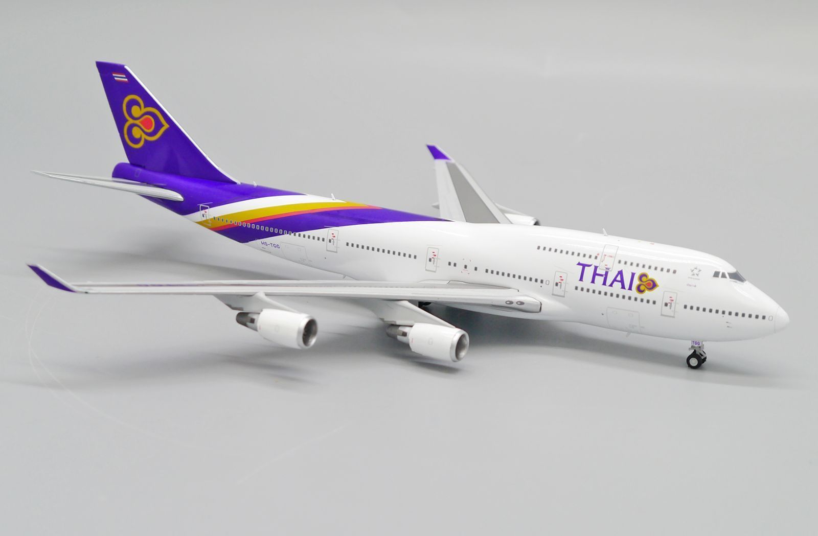 747-400 HS-TGG