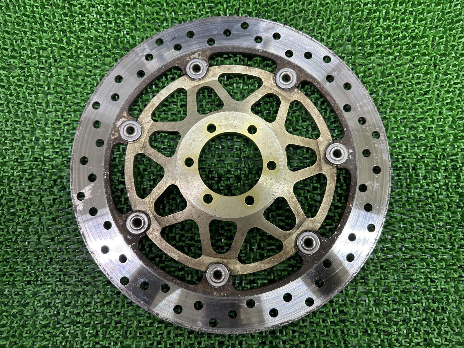ARASHI製CB400FOUR フロントブレーキディスク 右 DBS008M 社外 バイク 部品 NC36 アラシ 296mm 曲がり無し VTR1000F 【中古】 47 ARASHI製CB400FOUR フロントブレーキディスク 右 DBS008M 社外 中古