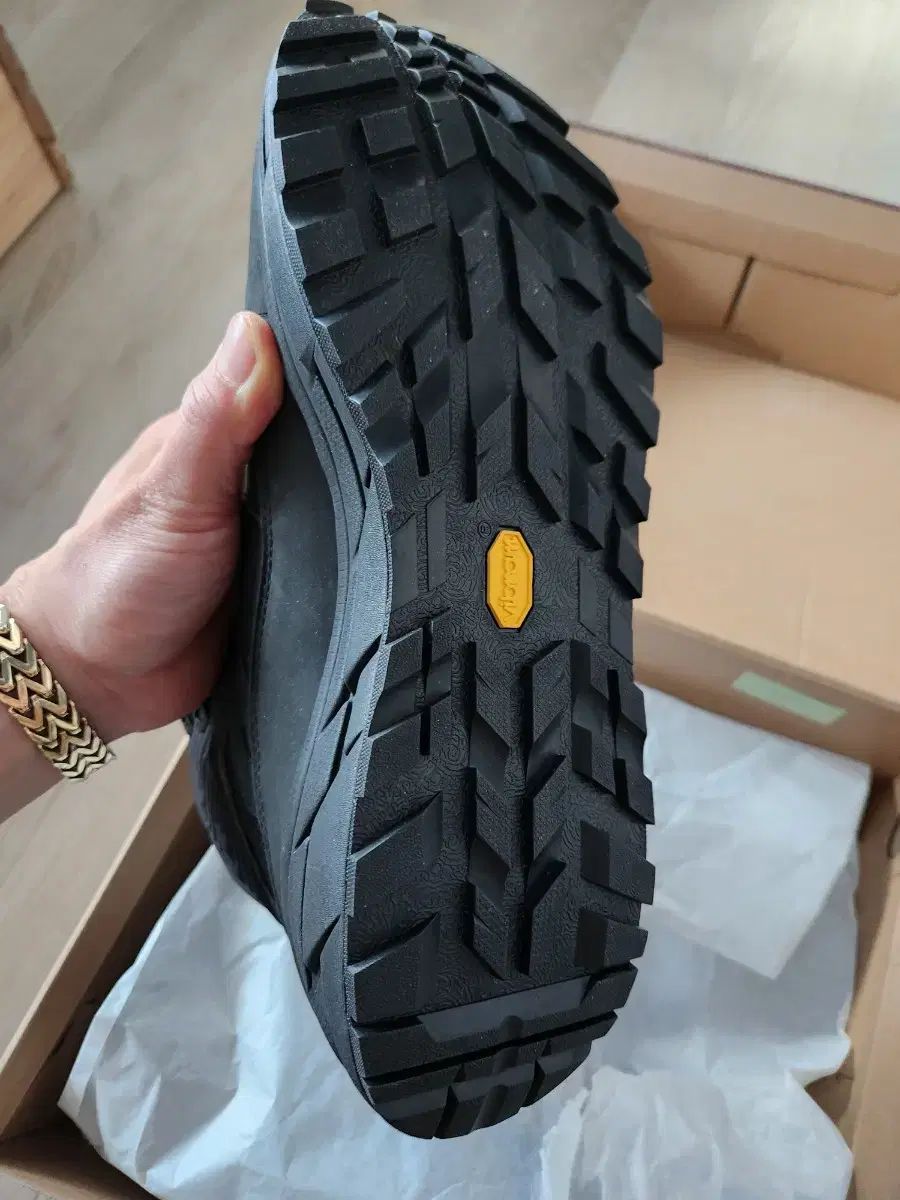 ミッド