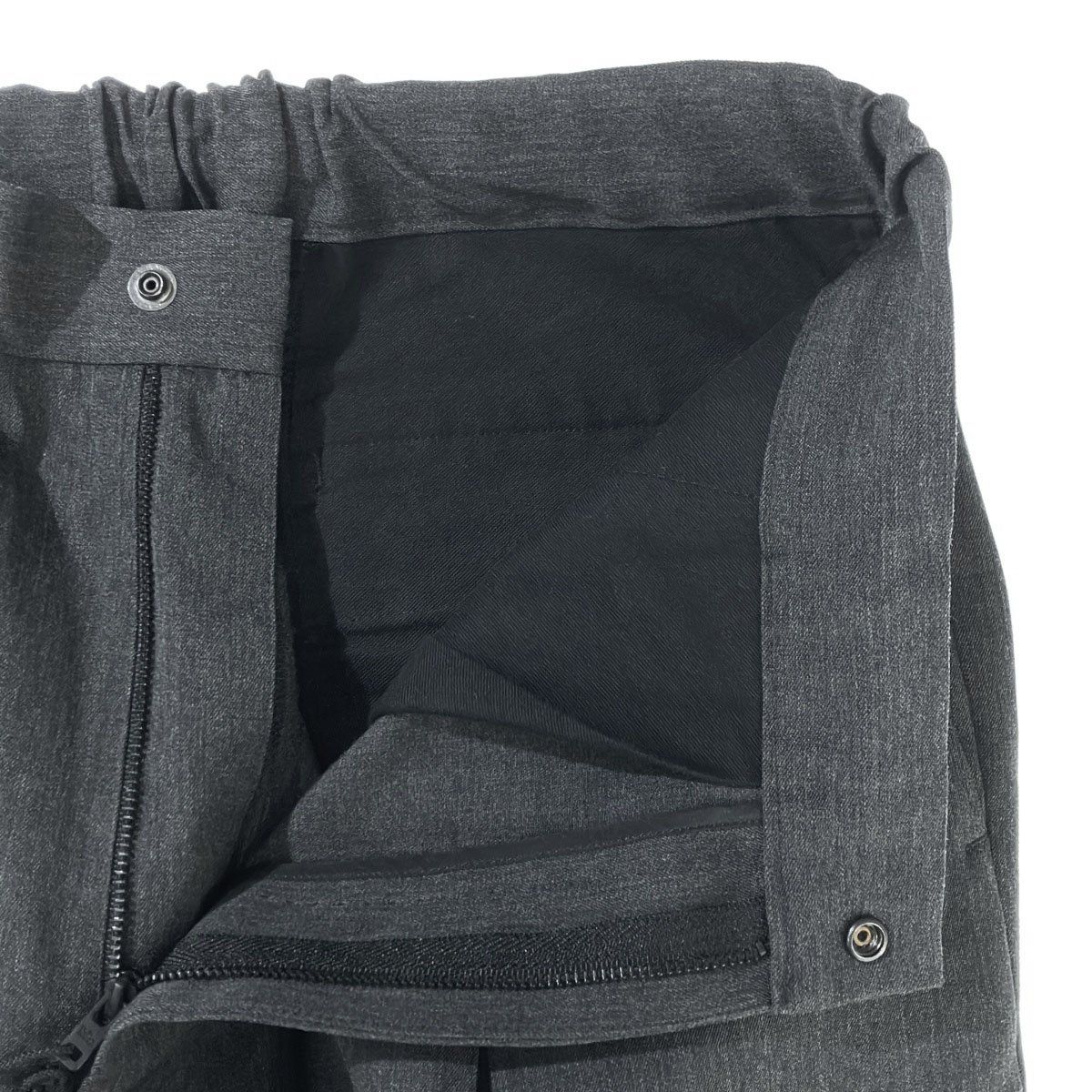 【メンズ】THE RERACS リラクス　グレー スラックス　サイズ46 THE SLACKS STRRAIGHT(46 GREY BEIGE): THE RERACS: MENS｜THE
