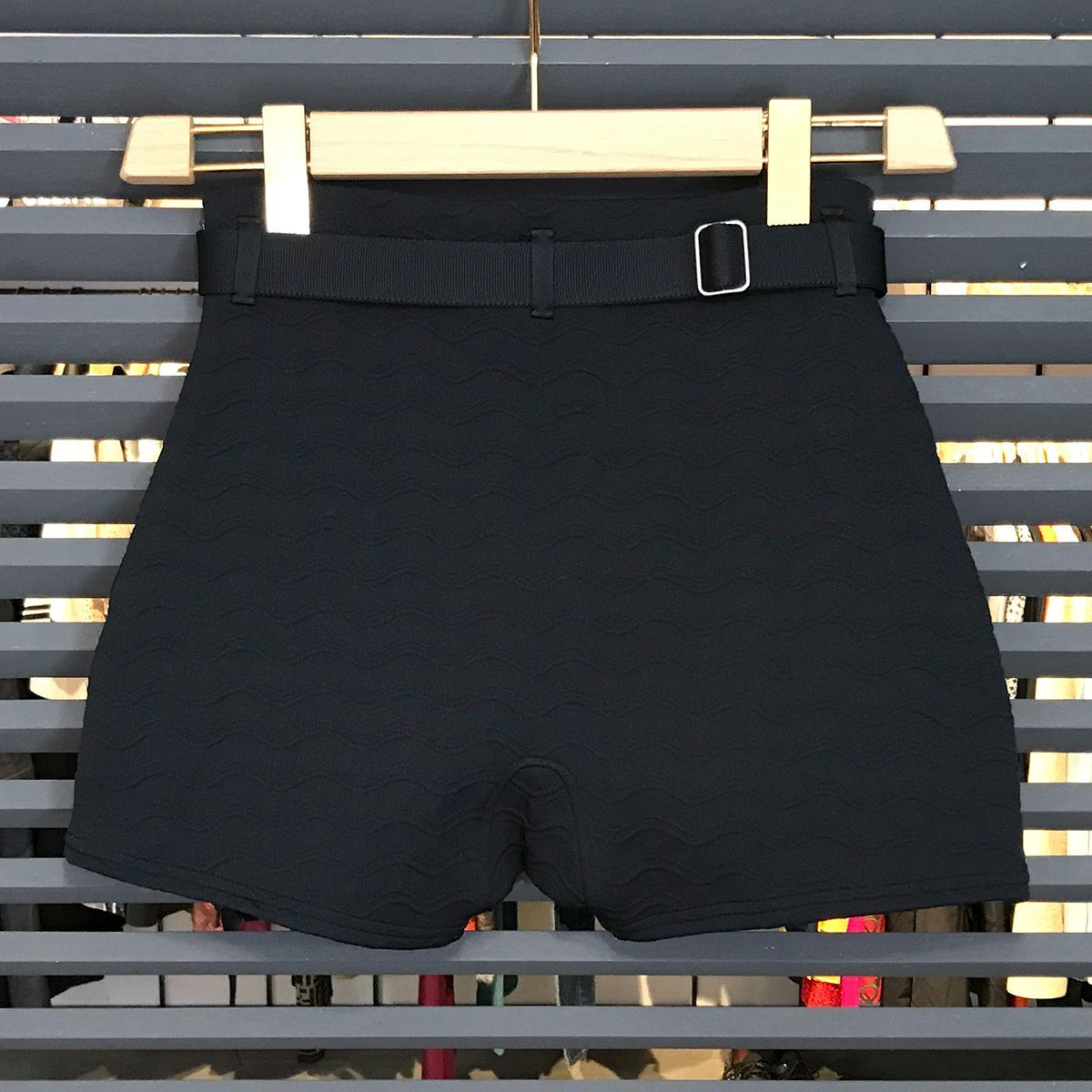 プラダ ベルト付き ショートパンツ ハーフパンツ ブラック 38 黒 P222GH 14460