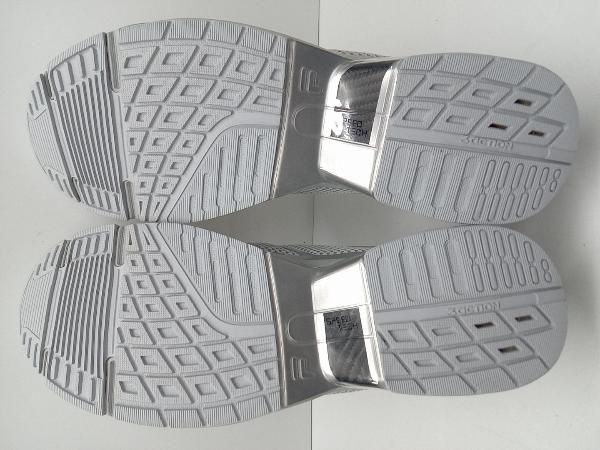 2002 Grey|White|Grey