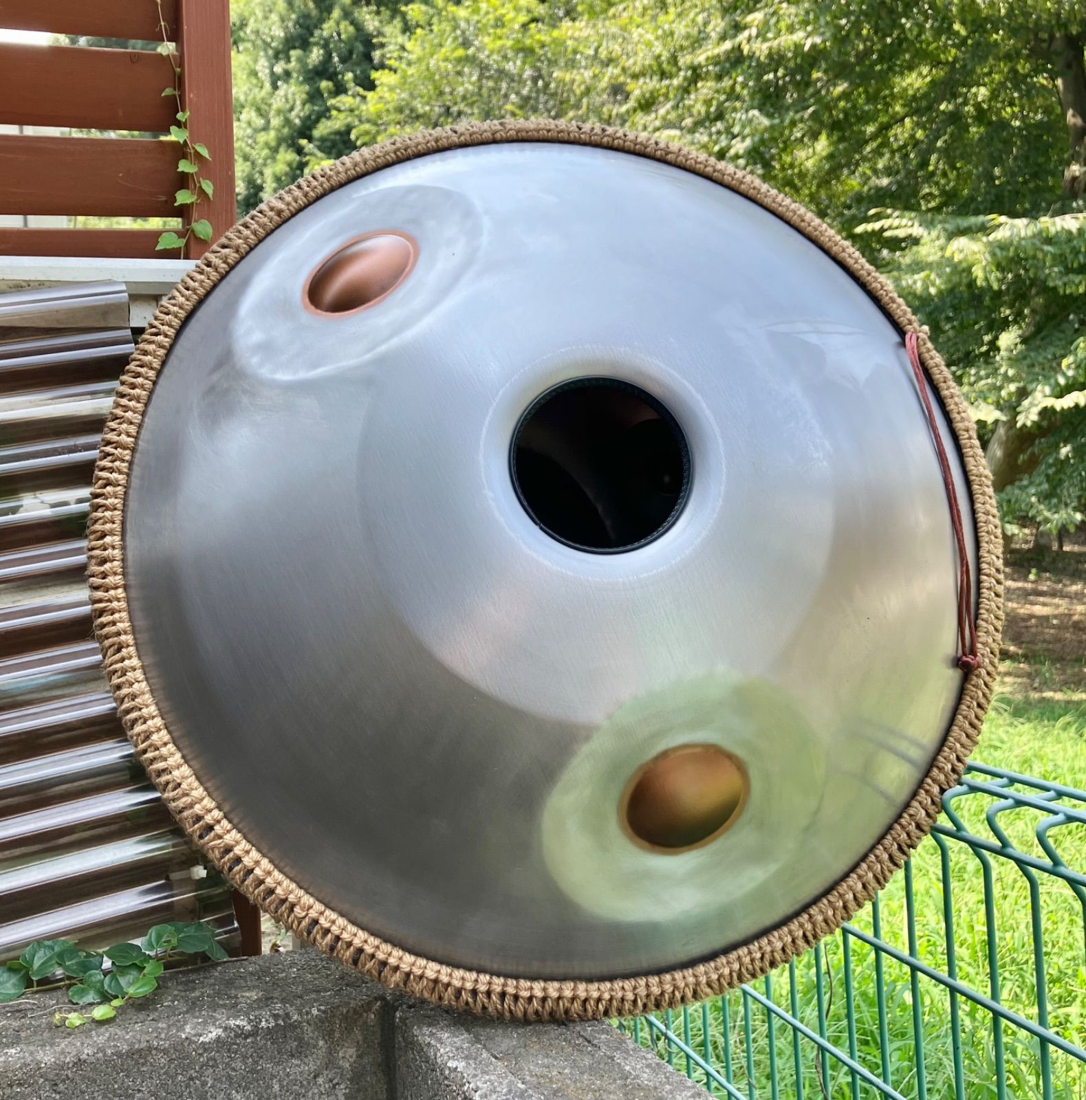弥音閣C調12インチ15音ハンドパン空霊鼓タングドラム 弥音閣C調12インチ15音ハンドパン空霊鼓タングドラム Amazon