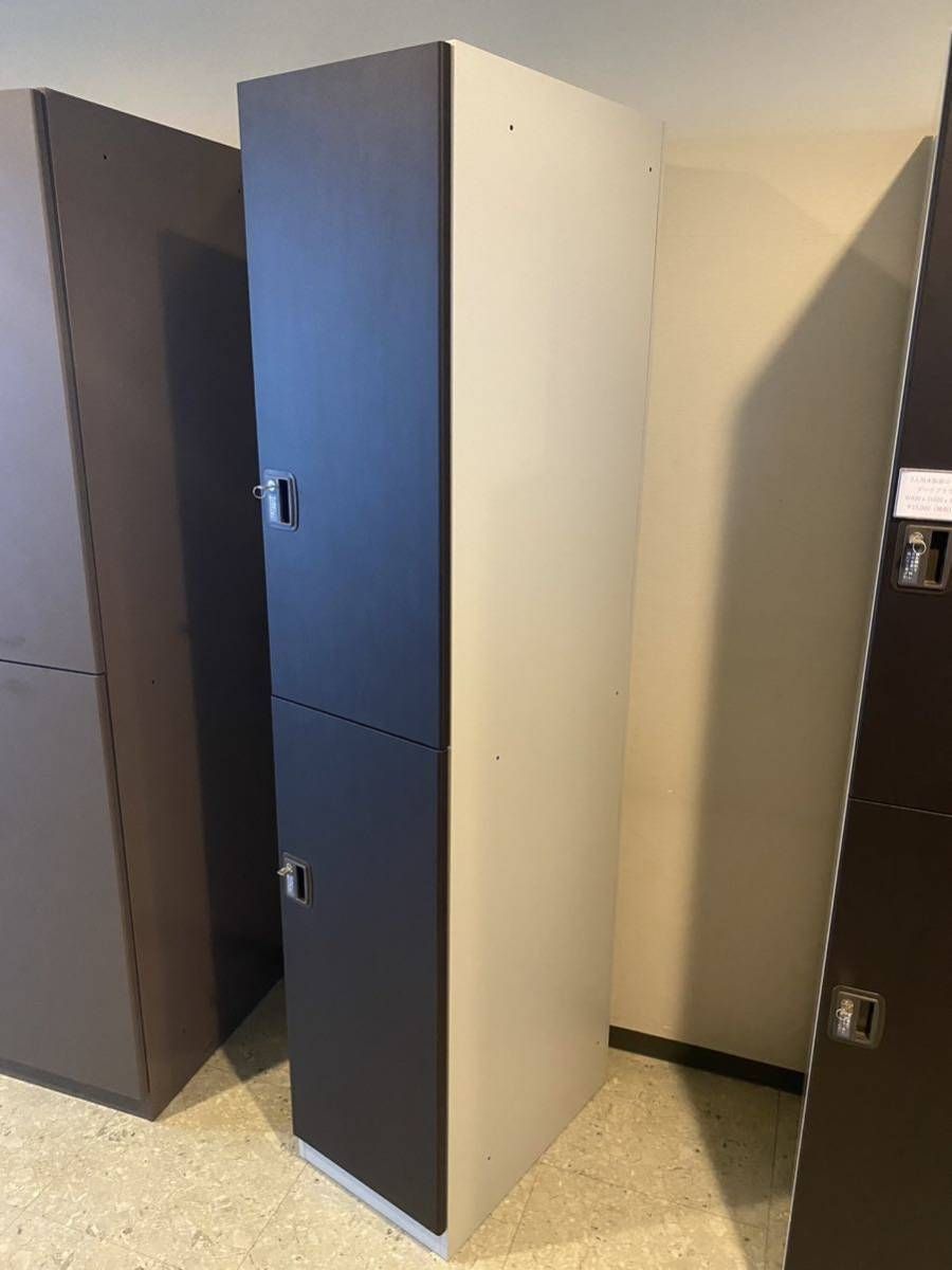 ◆基本引取り ◆2人用木製扉ロッカー