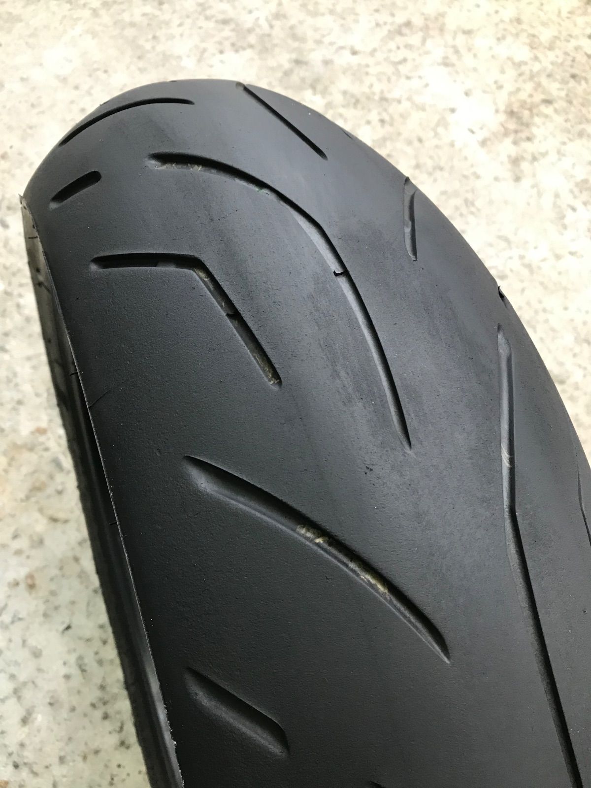 ブリヂストン TS100