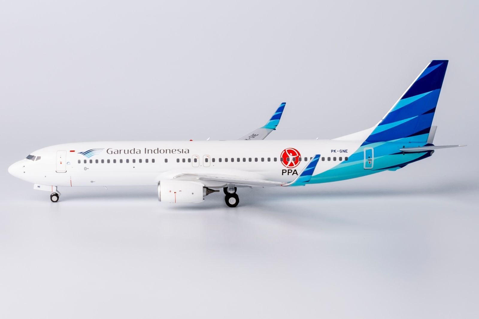 NGmodel ガルーダ インドネシア航空 737-800 PK-GNE 1|200 08023