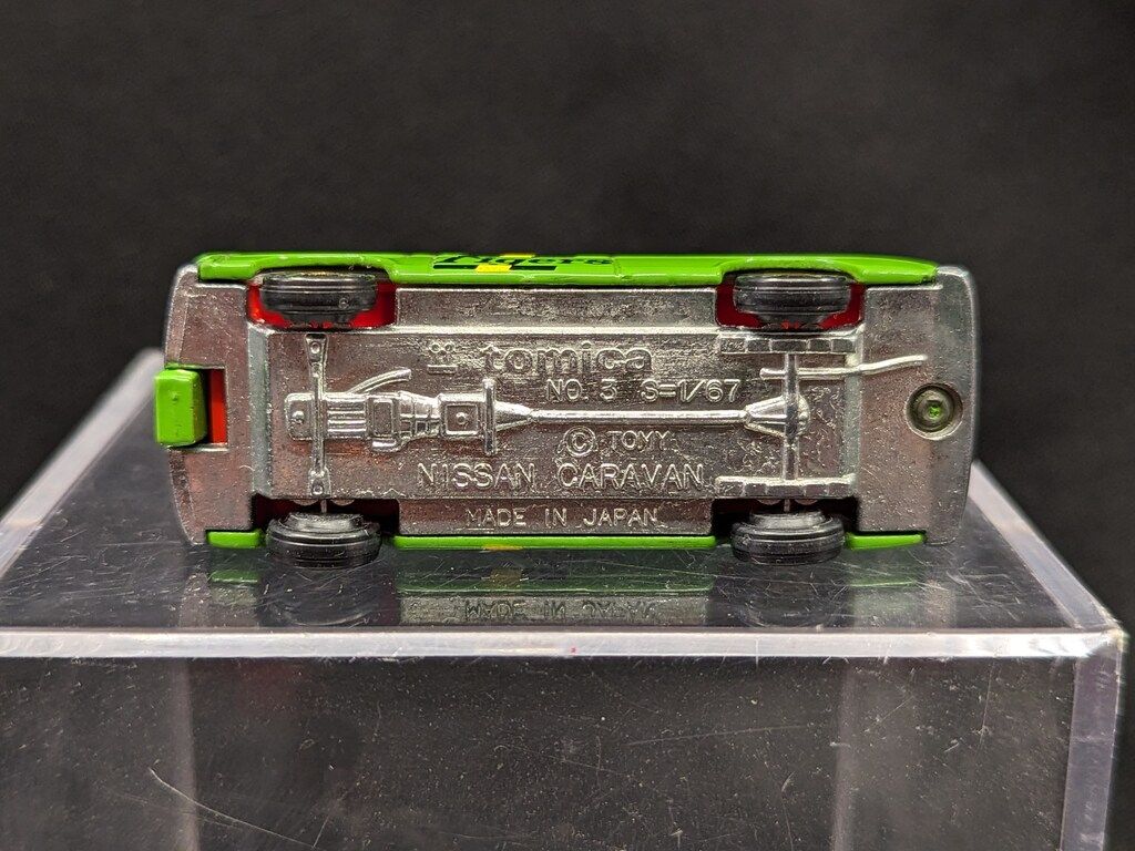 トミカ日本製阪神タイガース特注 ニッサンキャラバンハイルーフバン(優勝号/緑) トミー トミカ日本製/阪神タイガース特注 ニッサン キャラバン
