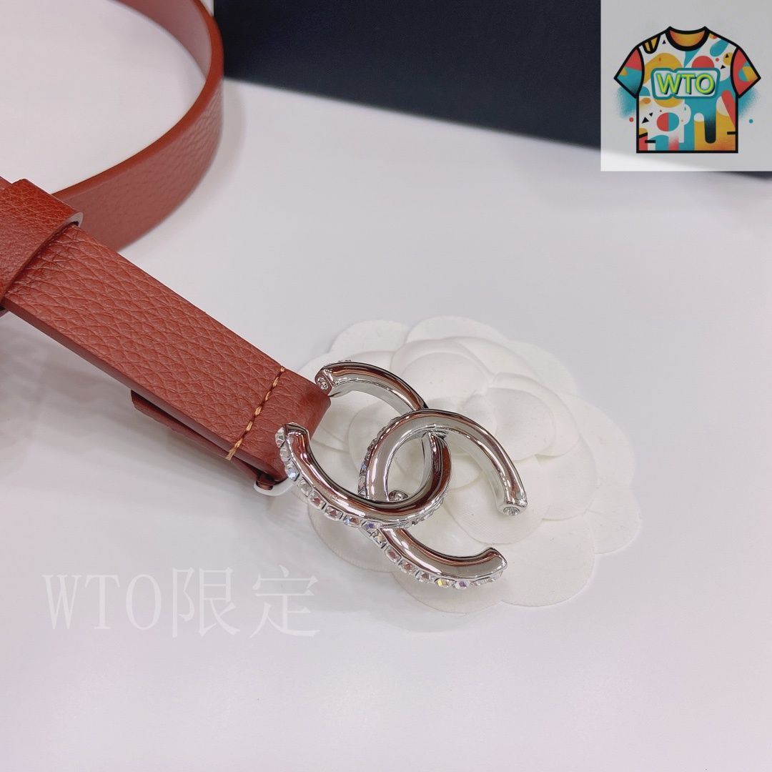 値下げしました！CHANEL レザーベルト90センチ　正規品 値下げしました！CHANEL レザーベルト90センチ 正規品