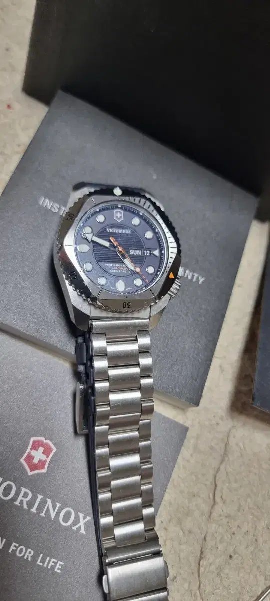 オートマティック 青文字盤