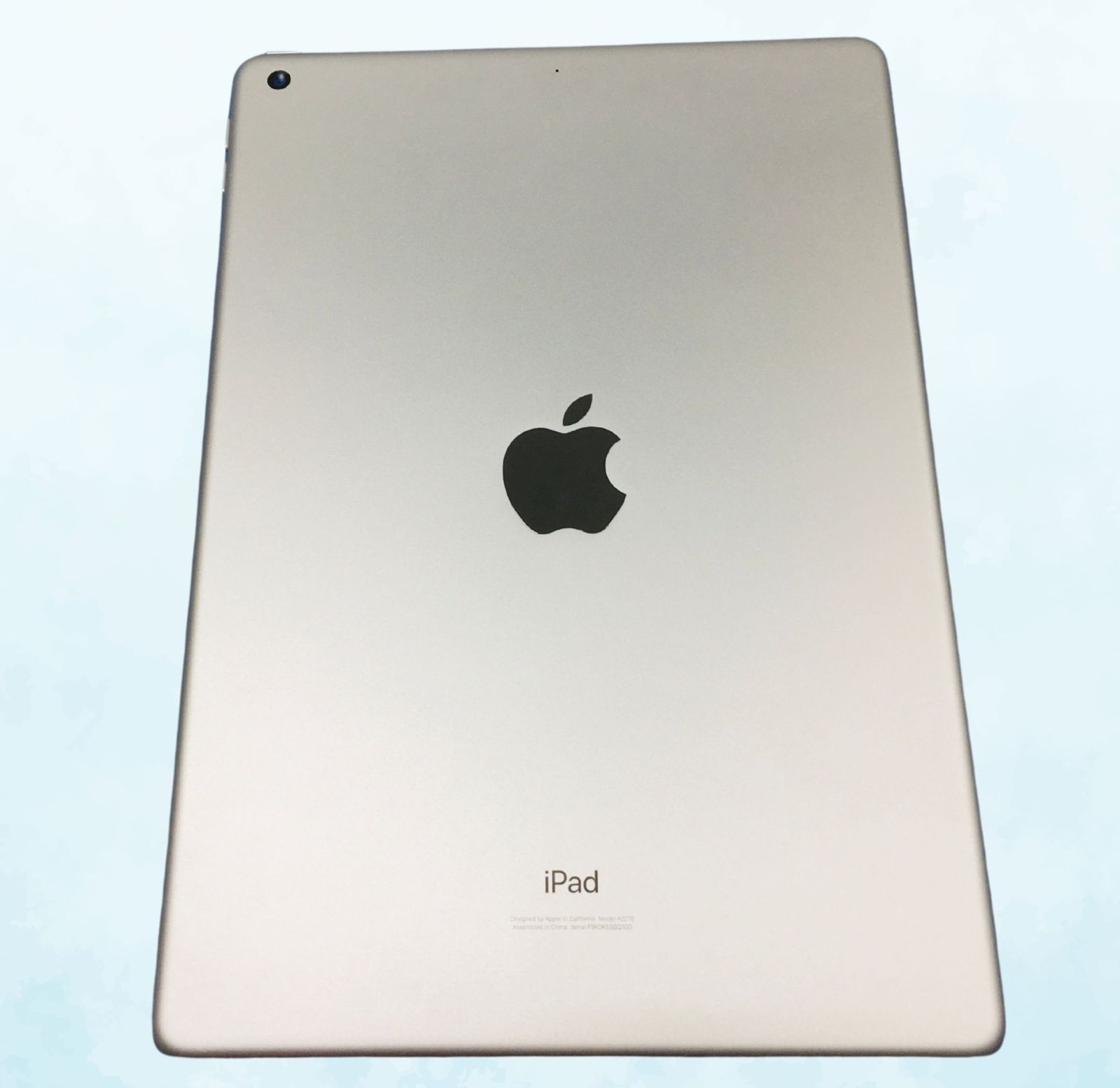 送料無料】電池90％ iPad 第8世代 Wi-Fi 128GB シルバー 液晶