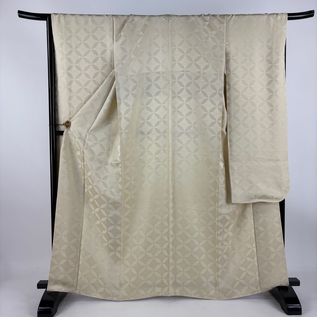振袖 身丈164.5cm 裄丈67.5cm L 袷 七宝 花菱 ベージュ 正絹 名品