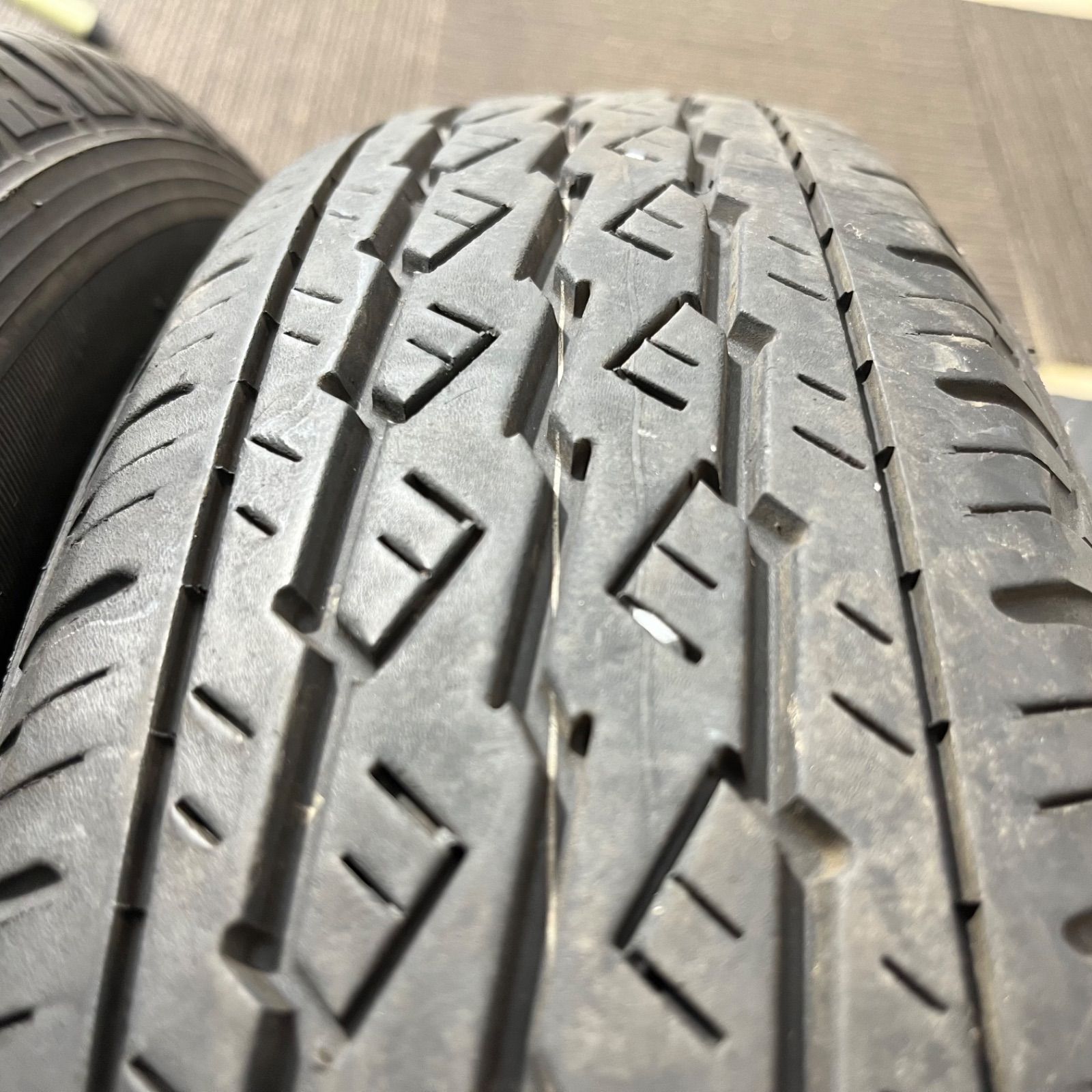 ブリヂストン K370