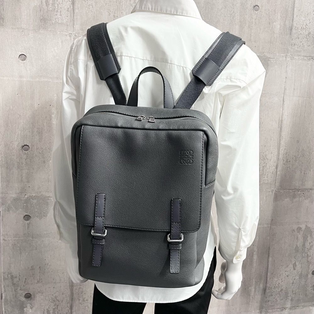 ロエベ LOEWE ミリタリー バックパック リュックサック レザー グレー B553J18X03  新入荷 OB1574