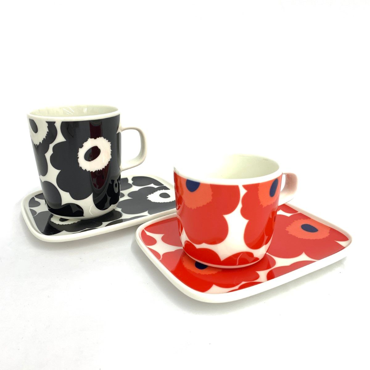 marimekko マリメッコ マグカップ＆スクエアプレート カップ＆ソーサー 2客セット ブラック/レッド 240001108663 - メルカリ