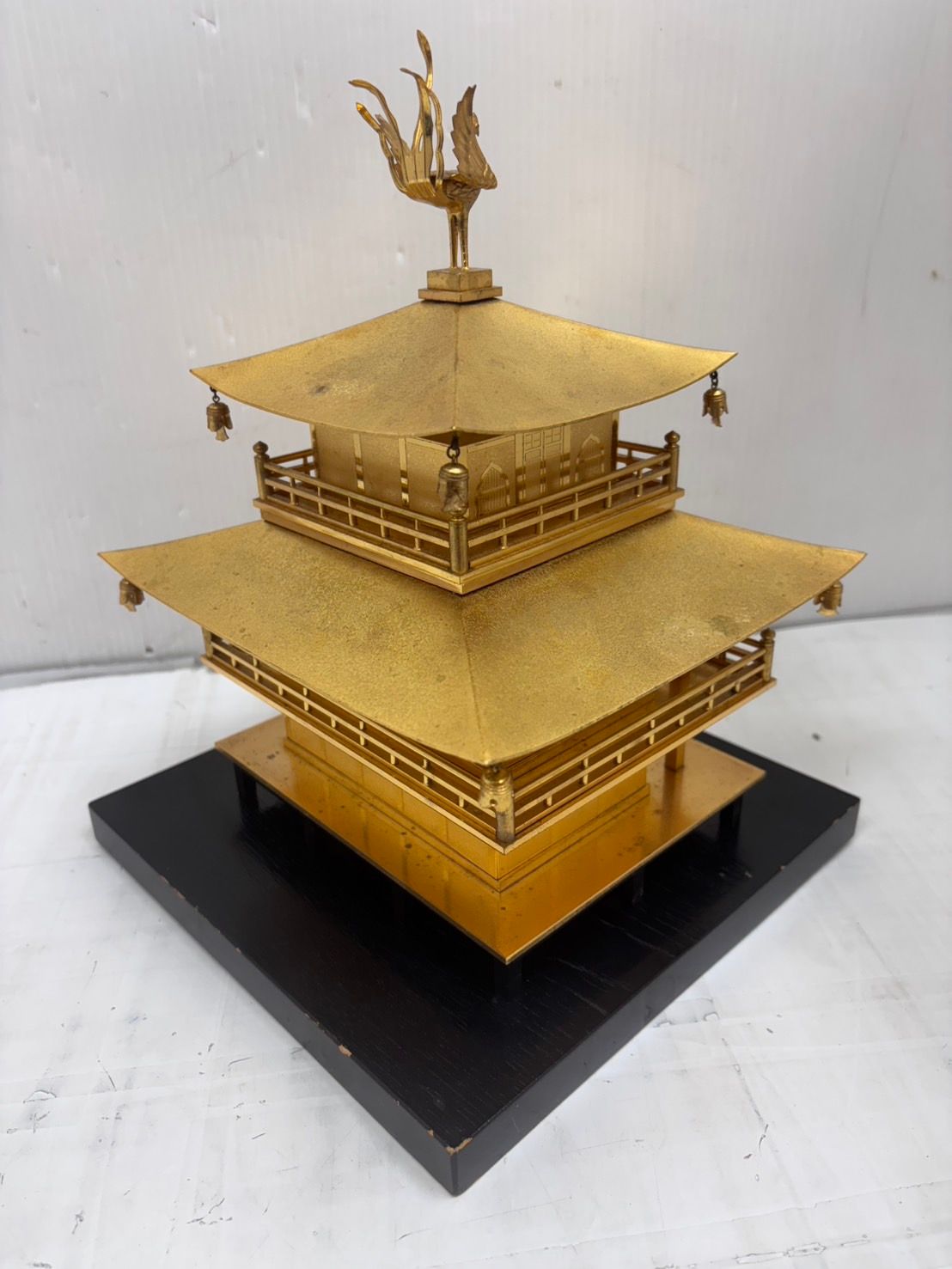 縁起物　金閣寺 金メッキ 金属製 置物　京都　インテリア　コレクション 縁起物 金閣寺 金メッキ 金属製 置物 京都 インテリア