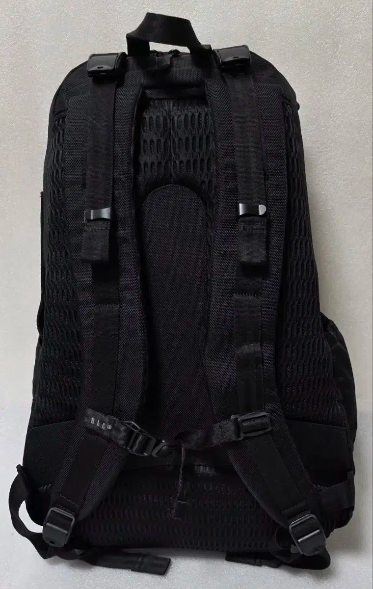 URBAN パソコンバックパック