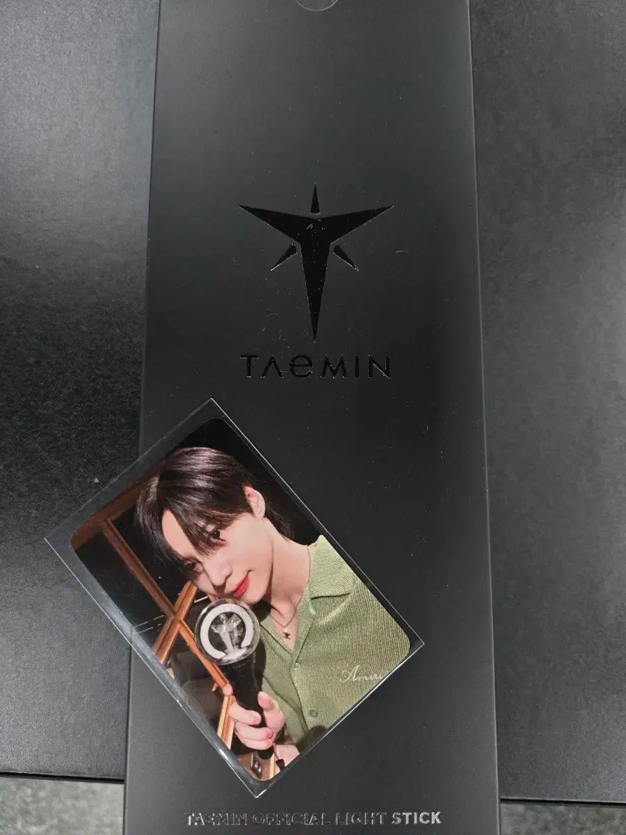 テミン(TAEMIN) ペンライト フォトカード付属 新品 未開封 テミン応援