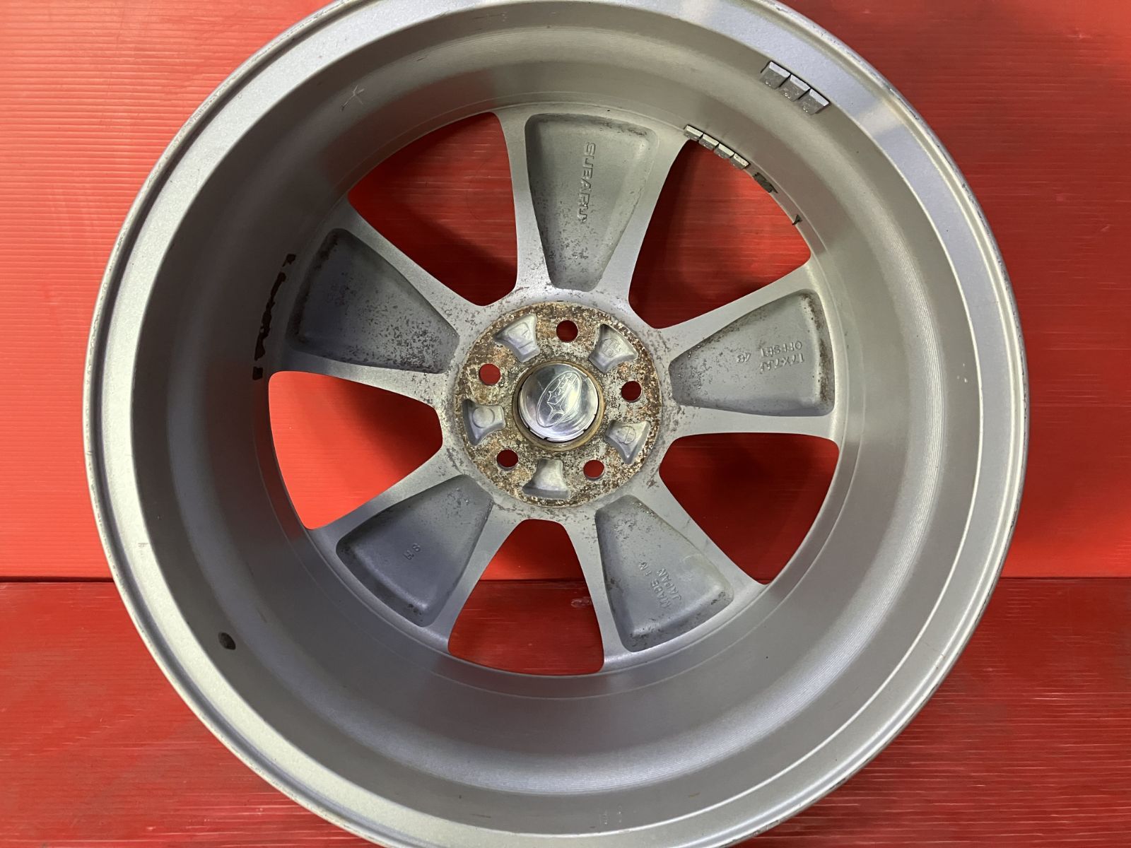 中古ホイール[17x7.0+48 100-5H スバル純正]4本SET