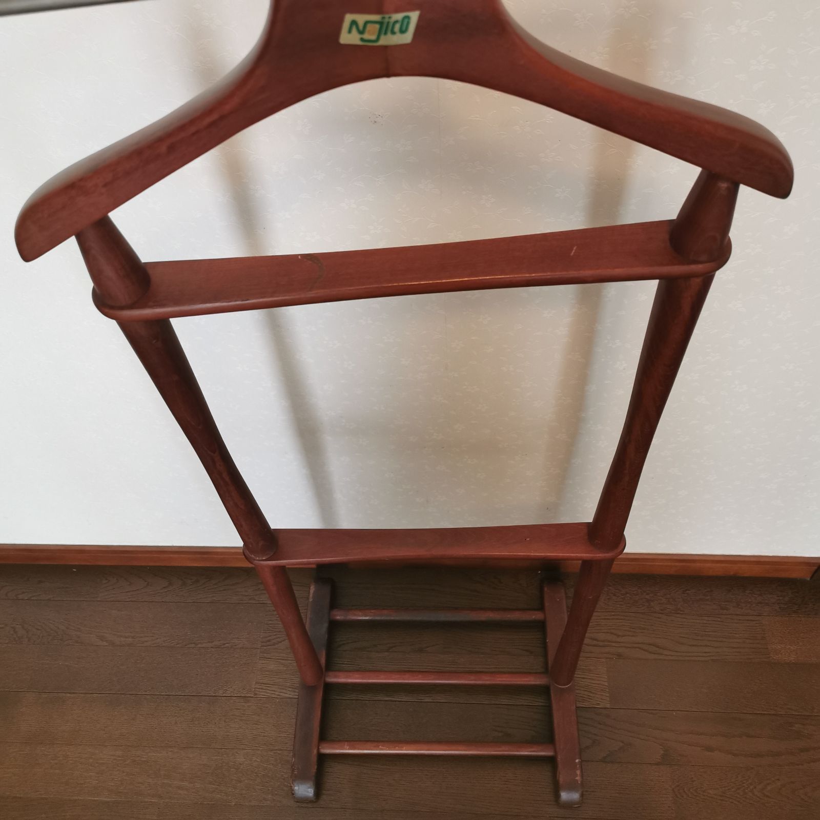Najico ナジコ スーツハンガー 木製 レトロ USED品 - メルカリ
