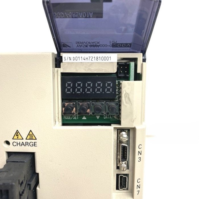 新品 未使用 SGDV-5R5A01A 交換部品 電機 新品 YASUKAWA パルス列指令形サーボパック SGDV-5R5A01A 安川電機 サーボ