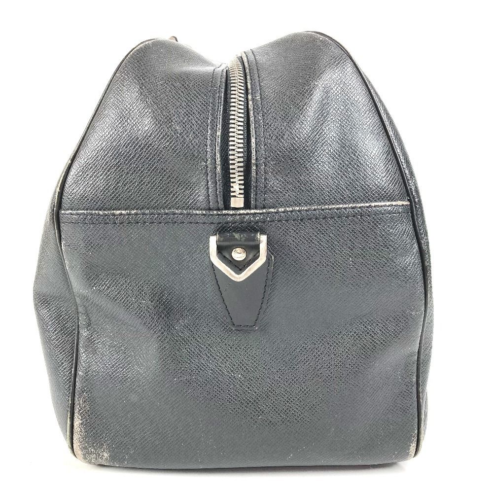 ボストンバッグ