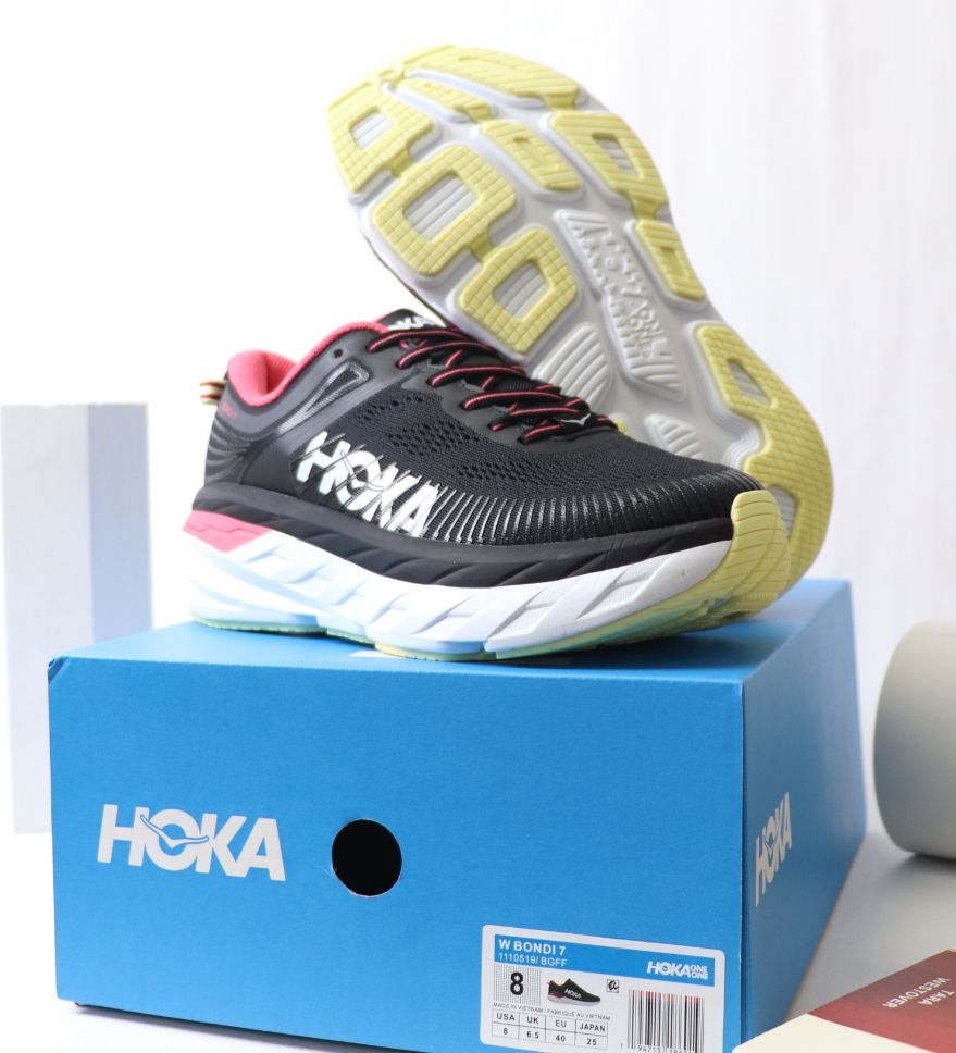 ホカオネオネ ランニングシューズ レディース ボンダイ 7 HOKA ONE ONE