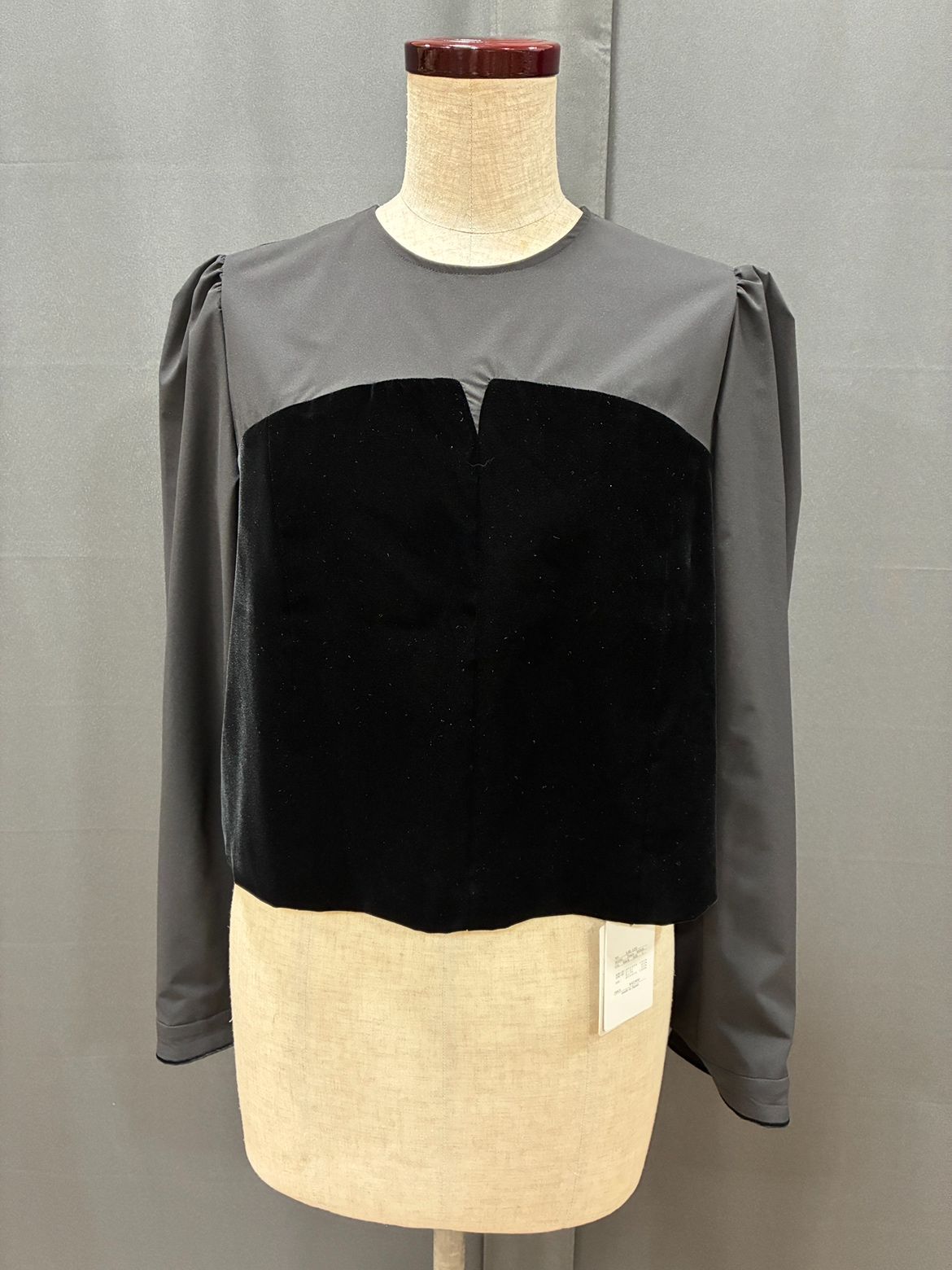 タグ付き新品　SHE Tokyo Odile velvet 36 すべて｜SHE Tokyo online shop