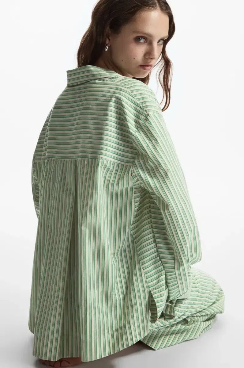 コス COS キャンプ カラ ストライプ パジャマ シャツ グリーン DECORATOM_COM_BR