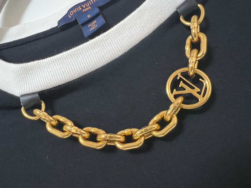 LOUIS VUITTON ルイヴィトン レディース コントラスト トリム Tシャツ トップス ブラック チェーン Sサイズ RW232W OB0 FPTS37 LOUIS VUITTON ルイヴィトン レディース コントラスト トリム T