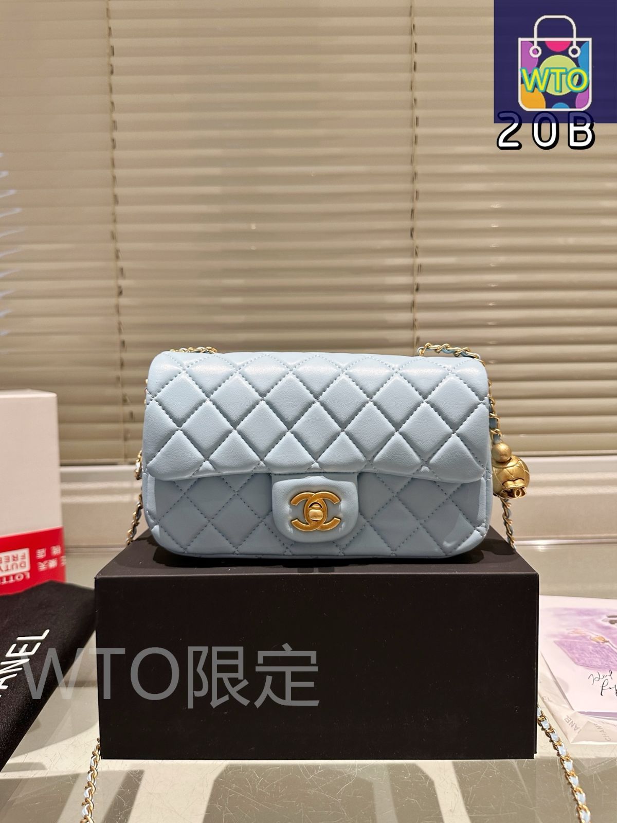 今日WTO】Chanel Golden Ball Square Flap Bag 小羊皮バージョン