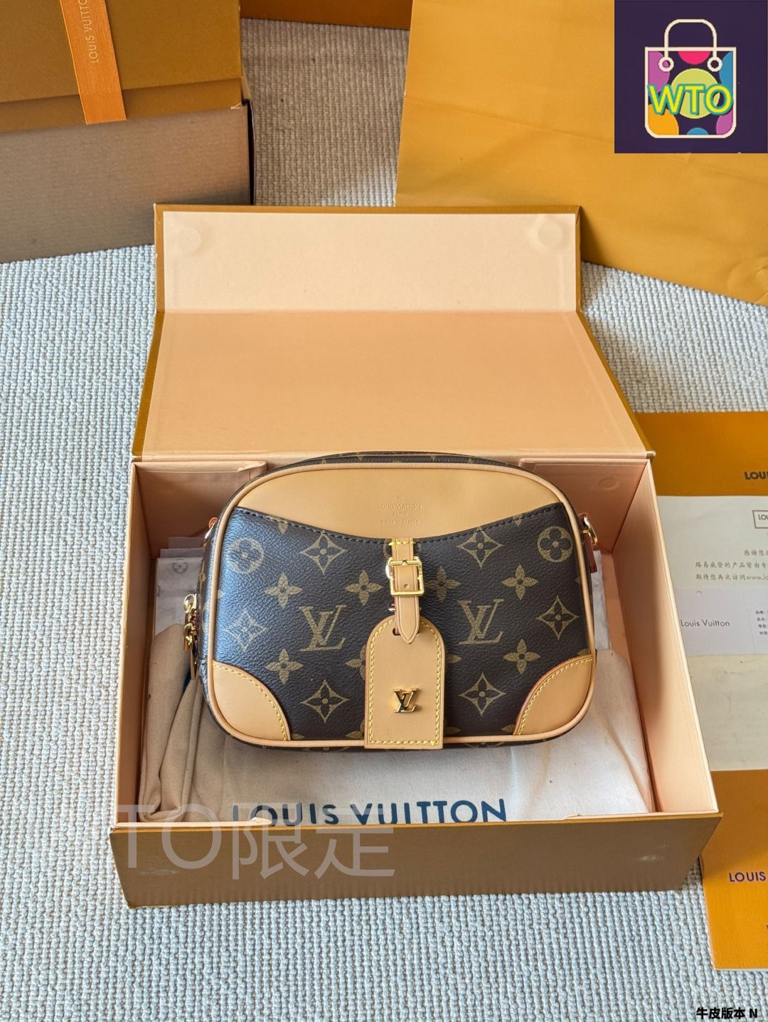 今日特価】Louis Vuitton ルイヴィトン ドーヴィルカメラバッグ