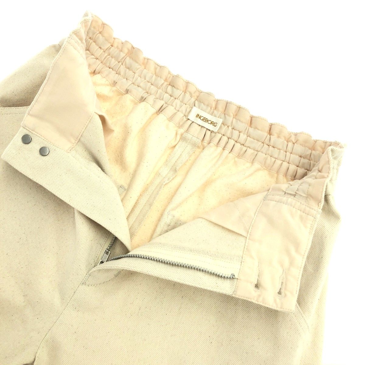 INGEBORG エクリュ色　パンツ　未使用品 良好 INGEBORG インゲボルグ 24SS ワイドパンツ パンツ サイズ:9