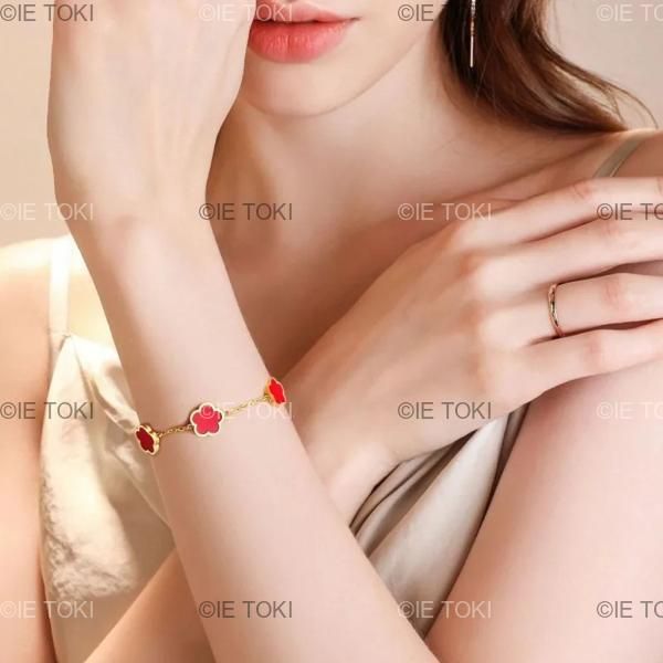LKジュエリー　バタフライブレスレット　18K YG バタフライブレスレット 金メッキ ステンレス鋼 18K エレガント